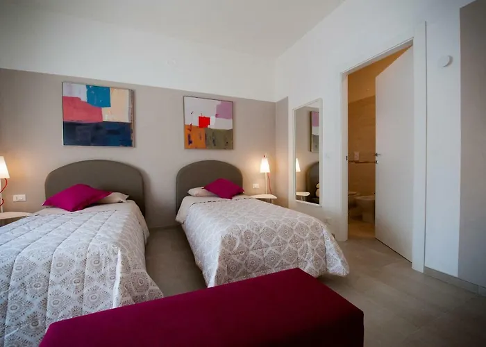 Daniela Fiera 3*