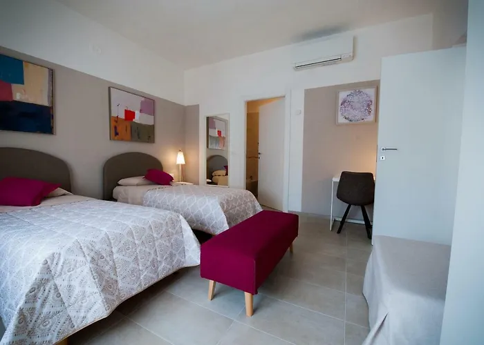Daniela Fiera 3*