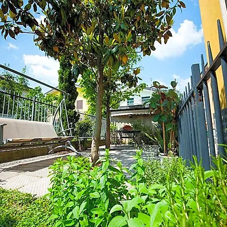 Daniela Fiera Bed & Breakfast 3*